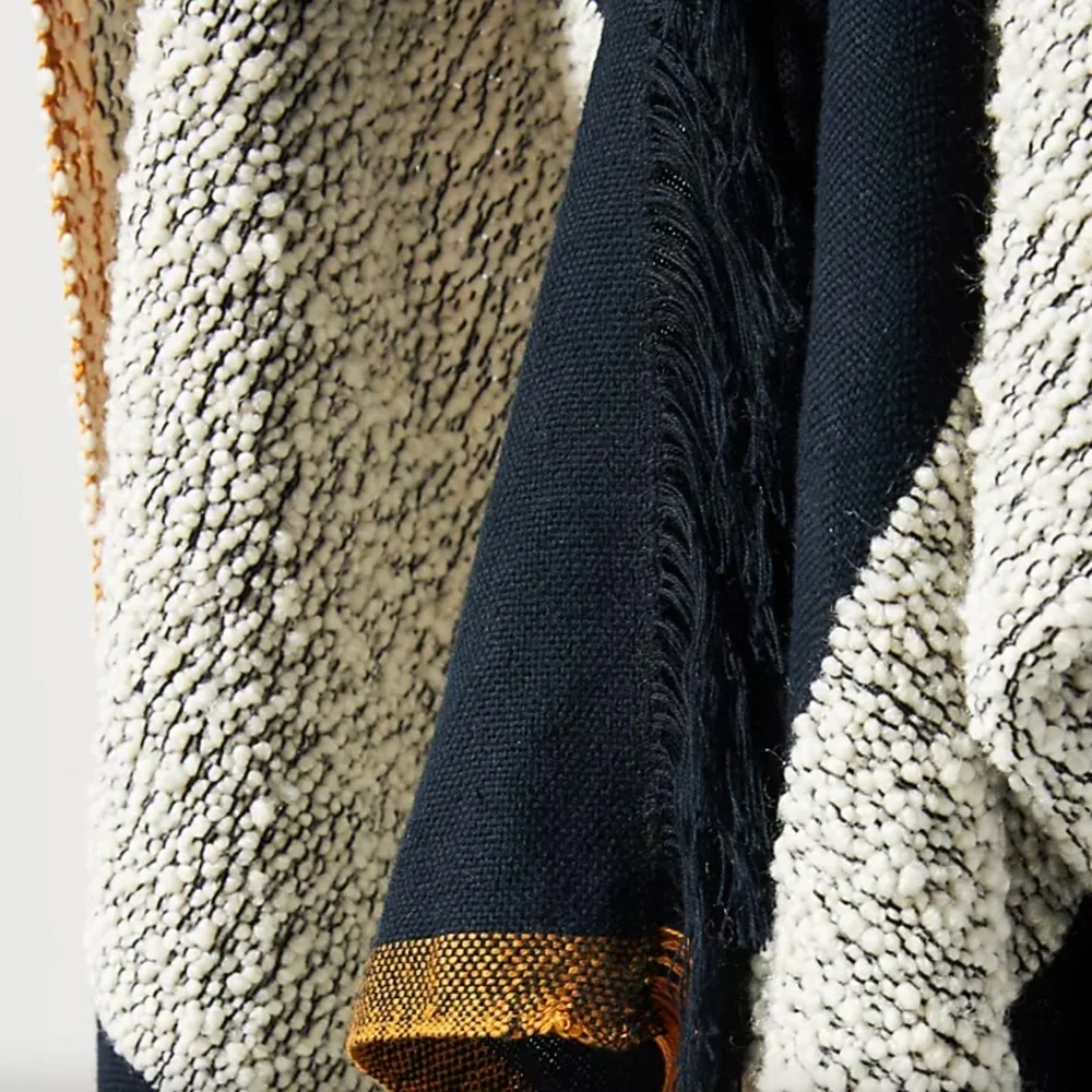Anthropologie Handwoven Lenna Throw Blanket Black Cream